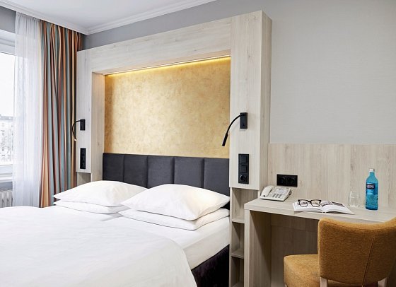 Best Western Raphael Hotel Altona - Wohnbeispiel Doppelzimmer Standard (Zimmercodierung DG1)