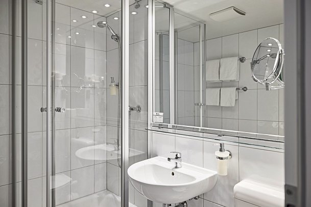 Best Western Raphael Hotel Altona - Wohnbeispiel Doppelzimmer Standard (Zimmercodierung DG1)