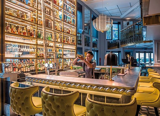 Sofitel Legend Metropole - Angelina Cocktail Bar