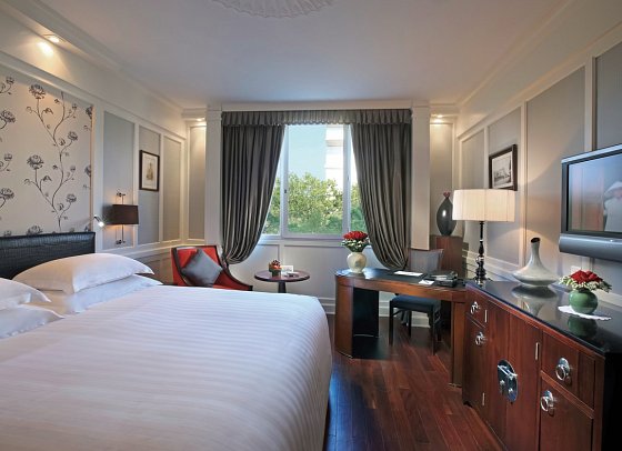 Sofitel Legend Metropole - Premium Room Opera Wing (Zimmercodierung UM1)