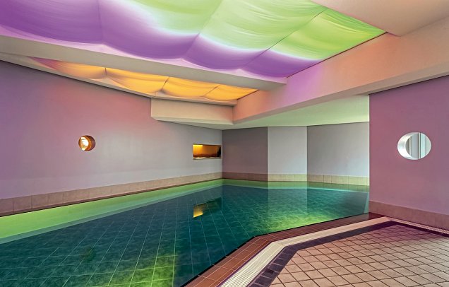 ambassador hotel & spa
