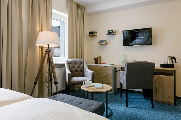 Hotel auf den Hummerklippen - Wohnbeispiel Doppelzimmer Inselseite (Zimmercodierungen DBL & D1L)