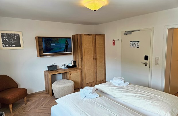 Hotel Klippenklang - Wohnbeispiel Doppelzimmer Landblick (Zimmercodierungen DBL & D1L)
