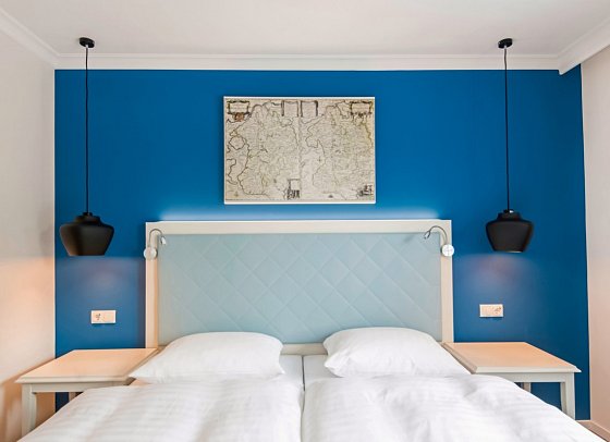 Hotel Zur alten Post - Wohnbeispiel Doppelzimmer Wohnzimmer (Zimmercodierung DB1)