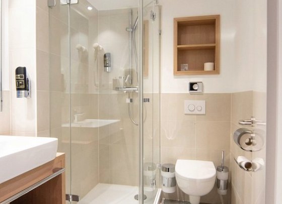 Nordsee-Hotel Hinrichsen - Wohnbeispiel Doppelzimmer Komfort (Zimmercodierung DF1)