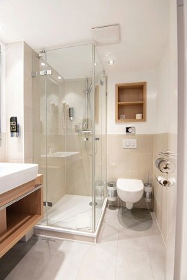 Nordsee-Hotel Hinrichsen - Wohnbeispiel Doppelzimmer Komfort (Zimmercodierung DF1)