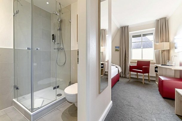 Nordsee-Hotel Hinrichsen - Wohnbeispiel Einzelzimmer Komfort (Zimmercodierung EF2)