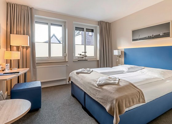 Nordsee-Hotel Hinrichsen - Wohnbeispiel Doppelzimmer Komfort (Zimmercodierung DF1)