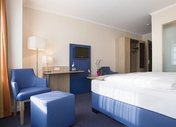 Nordsee-Hotel Hinrichsen - Wohnbeispiel Doppelzimmer Komfort (Zimmercodierung DF1)