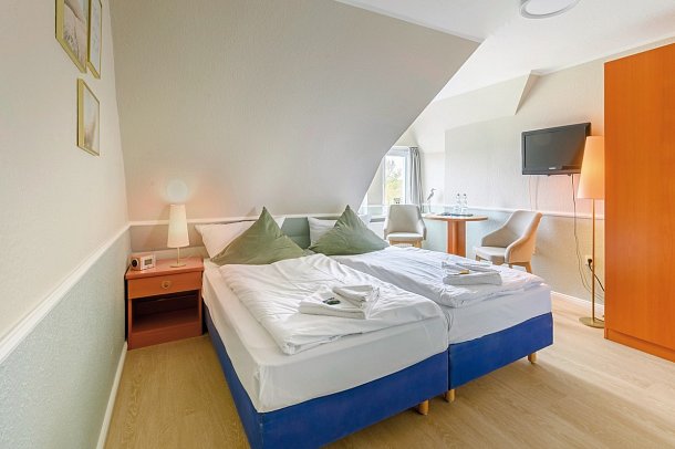 Inselhopping Nordfriesland - Wohnbeispiel Doppelzimmer Standard (Zimmercodierung DG1)