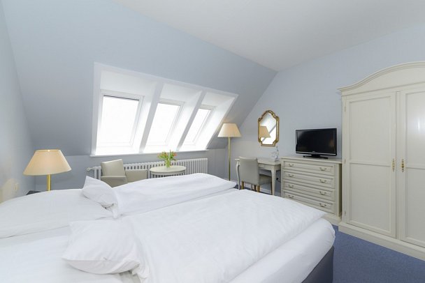 Kurhaus Hotel - Wohnbeispiel Meerblick klein (Zimmercodierung DBM)