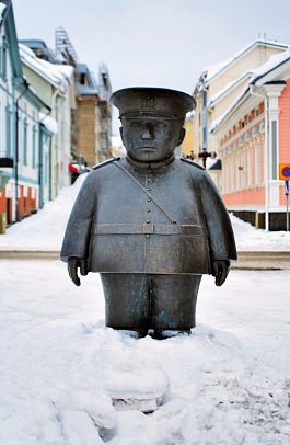 Von der Hauptstadt zum Polarlicht - Oulu