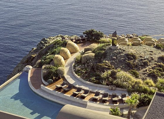 Acro Suites - A Wellbeing Resort