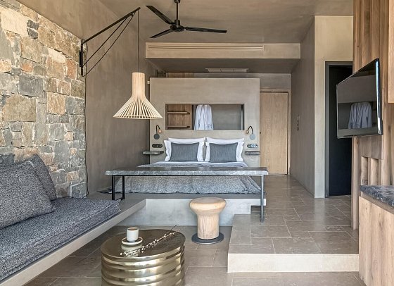 Acro Suites - A Wellbeing Resort - Wohnbeispiel Suite Meerblick Privat Infinitypool (Zimmercodierung W2M)