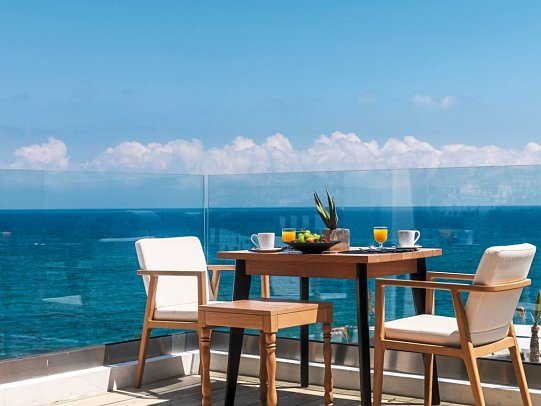 Abaton Island Resort & Spa