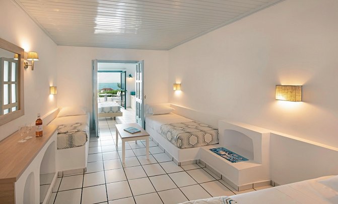 Mitsis Cretan Village - Wohnbeispiel Familienzimmer Meerblick (Zimmercodierung FBM)