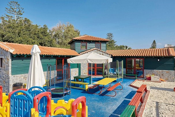 Alexander Beach Hotel & Village Resort