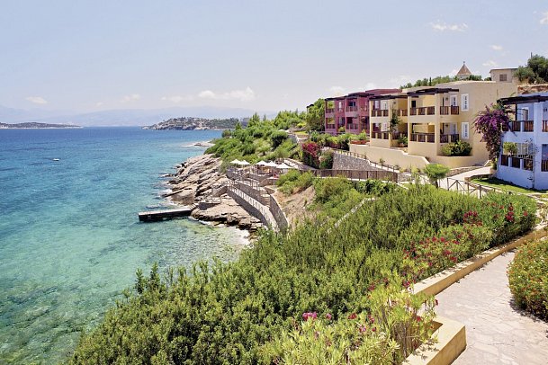 Candia Park Village