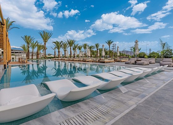 Georgioupolis Suites