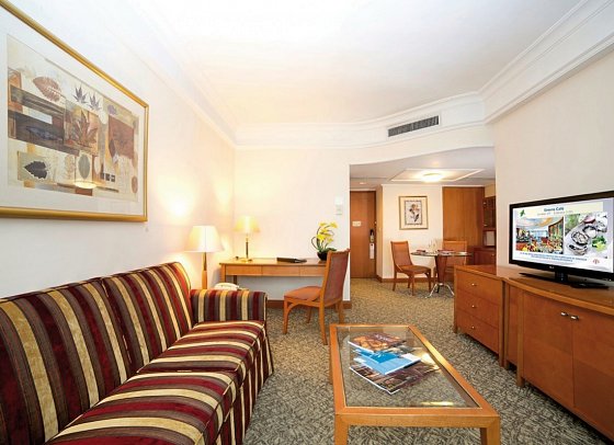 Harbour Plaza North Point - Wohnbeispiel Side Harbour View Suite (Zimmercodierung WB1)