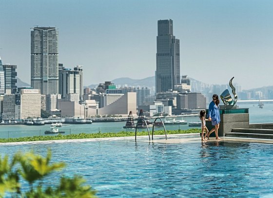 Four Seasons Hotel Hong Kong