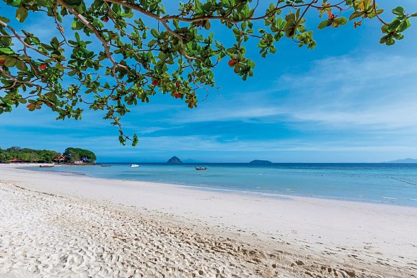 P.P. Erawan Palms Resort