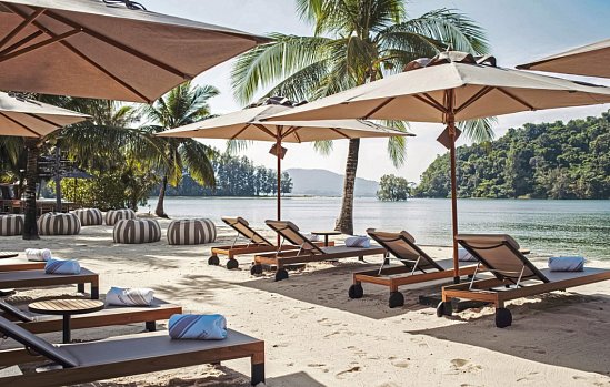 Anantara Phuket Layan Resort