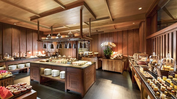 Anantara Phuket Layan Resort