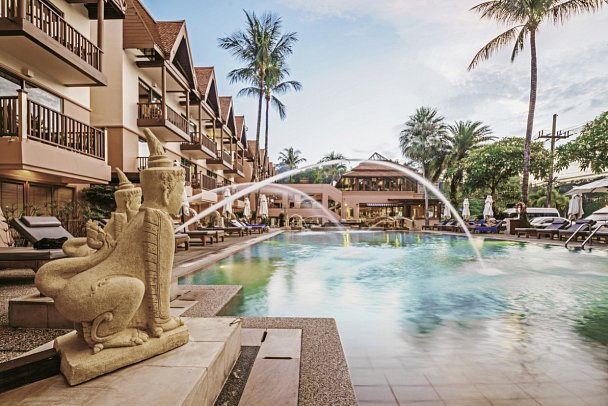 Seaview Patong Hotel