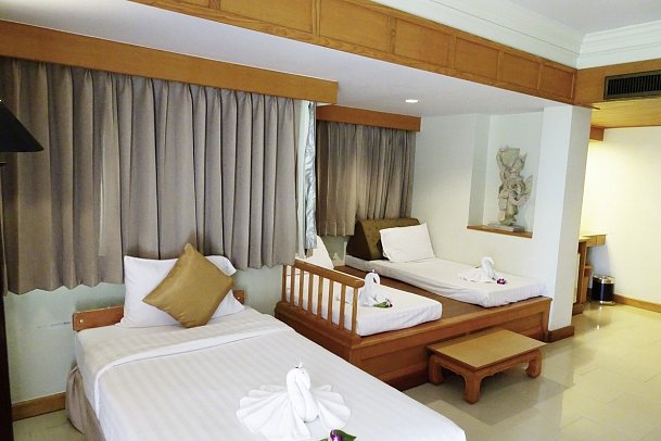 Seaview Patong Hotel - Family Suite Seaview (Zimmercodierung WIM)