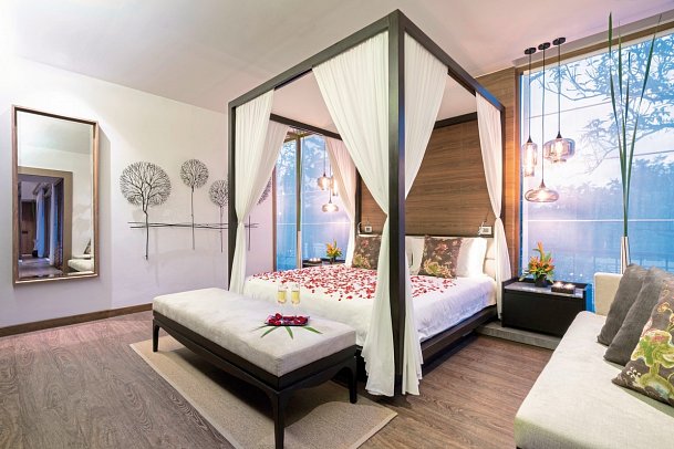 The Sarojin - Jacuzzi Pool Suite (Zimmercodierung WB4)