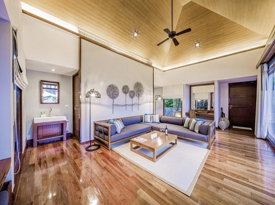 The Sarojin - Wohnbeispiel Jacuzzi Pool Suite (Zimmercodierung WB4)