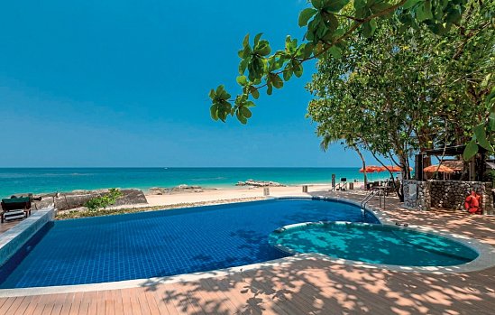 Khaolak Wanaburee Resort