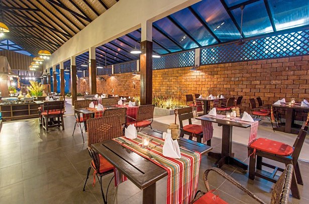 The Leaf on the Sands by Katathani