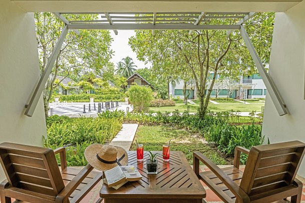 Outrigger Khao Lak Beach Resort - Wohnbeispiel Deluxe Garden Suite (Zimmercodierung WDG)