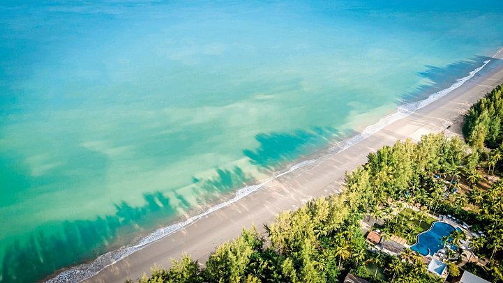 Outrigger Khao Lak Beach Resort