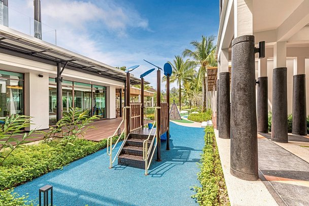 Outrigger Khao Lak Beach Resort