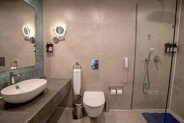 SUNRISE Serano Club Resort - Beispiel Bad Doppelzimmer Standard (Zimmercodierungen DG1 & DC1)
