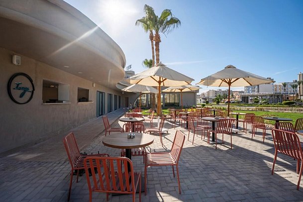 SUNRISE Serano Club Resort