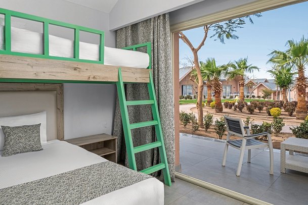 Pickalbatros Jungle Aqua Park Resort - Neverland Hurghada - Wohnbeispiel Familien Bunglaow Schiebetür (Zimmercodierungen F1P, DCP & FF1)