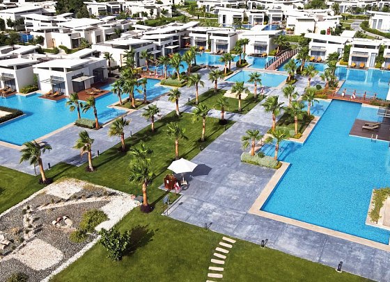 Rixos Premium Magawish Suites & Villas