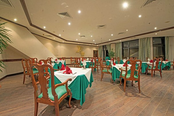 Pharaoh Azur Resort