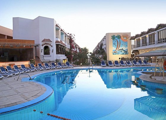 Minamark Beach Resort & Spa