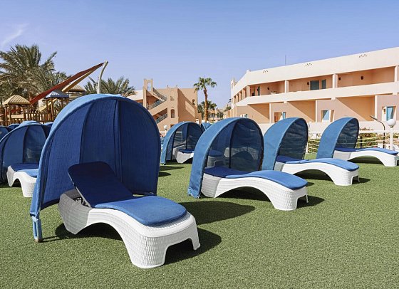 Minamark Beach Resort & Spa