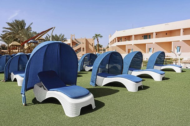 Minamark Beach Resort & Spa
