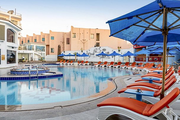 Minamark Beach Resort & Spa