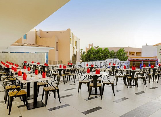 Minamark Beach Resort & Spa