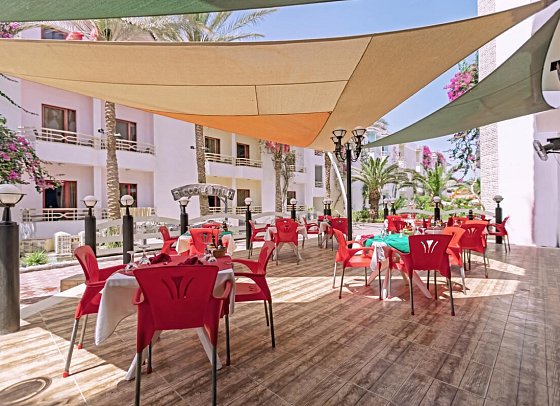 Minamark Beach Resort & Spa