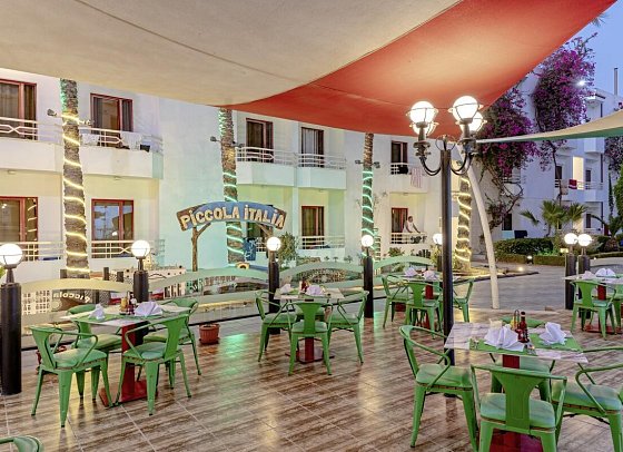Minamark Beach Resort & Spa