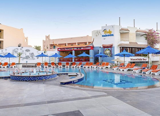 Minamark Beach Resort & Spa